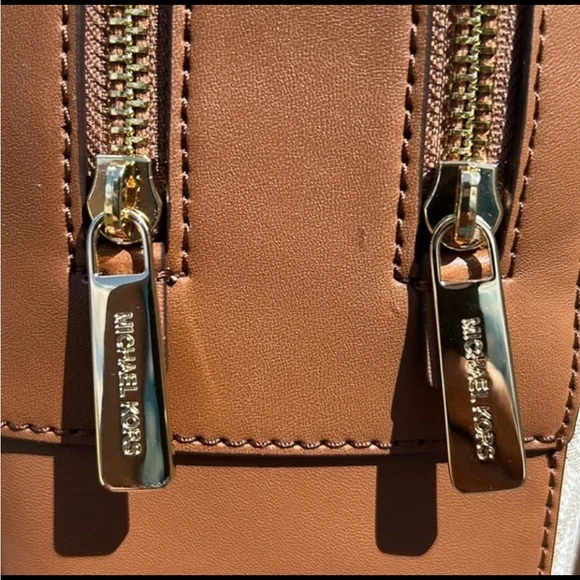 NWT $498 Michael Kors medium backpack - Picture 12 of 12